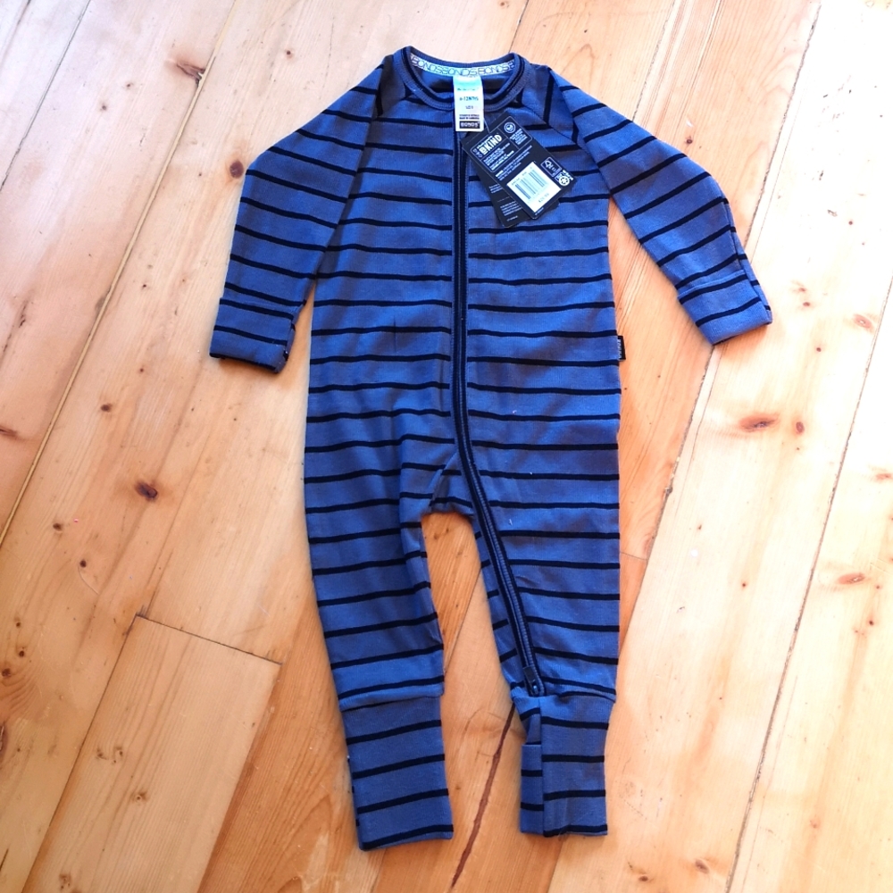 Bonds Wondersuit size 0 or 6-12 month